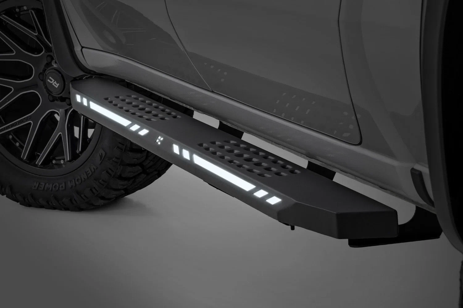 AC2 Running Boards - Amber_White - Crew Cab - Ram 1500_2500_3500 2WD_4WD